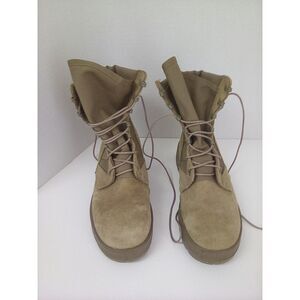 Belleville Men's Tan Suede Vibram Sole Combat Boots Men's sz 6/ Womens sz 7.5